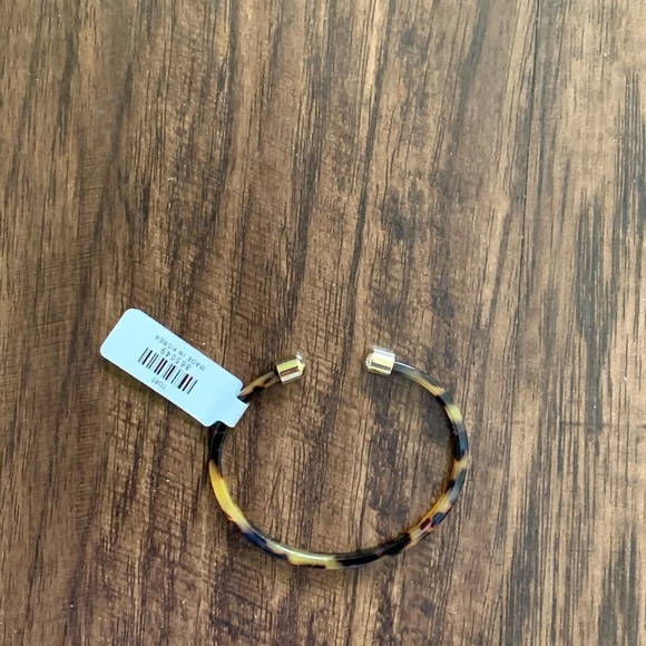 Francesca’s collection noemi tortoise  cuff - Picture 8 of 9